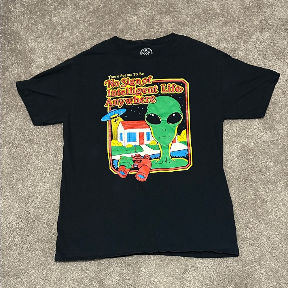 Unknown Brand Black Short Sleeve Tee with Alien Graphic